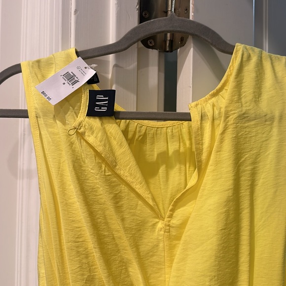 Yellow dress - with cutouts! - Picture 3 of 6